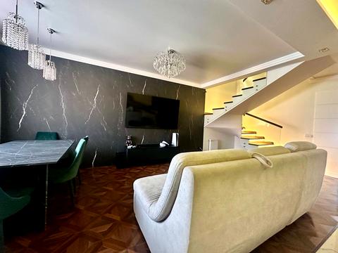 квартира по адресу Героїв Крут ул., 3