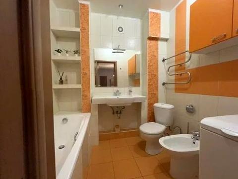 квартира за адресою Братів Горобців вул. (Дмитра Кедріна), 53-А
