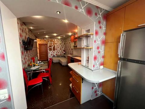 квартира за адресою Братів Горобців вул. (Дмитра Кедріна), 53-А