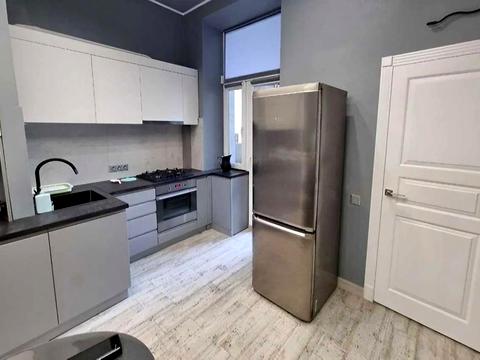 квартира за адресою Хотинська вул., 2