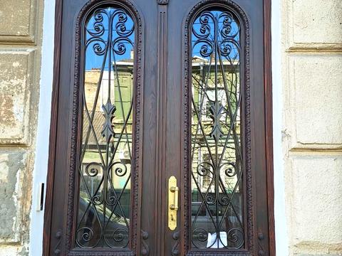 комерційна за адресою Лютеранський пров., 7