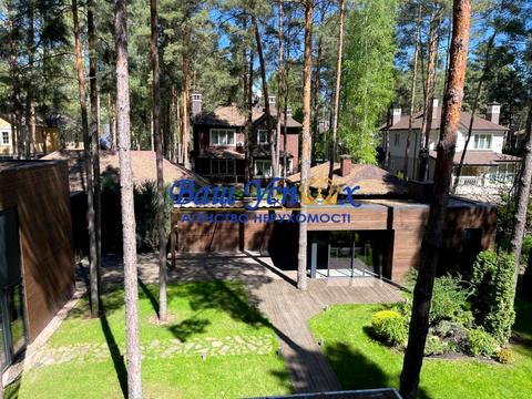 будинок за адресою Набережна вул., 55