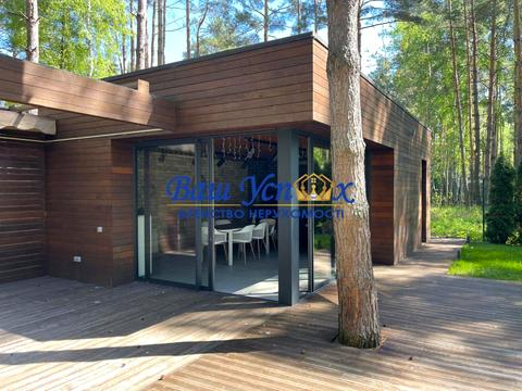 будинок за адресою Набережна вул., 55