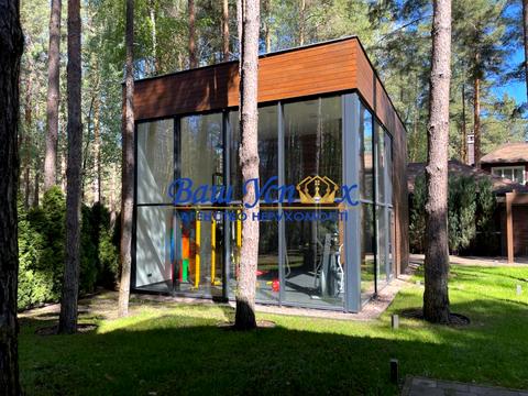 будинок за адресою Набережна вул., 55