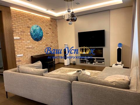 будинок за адресою Набережна вул., 55