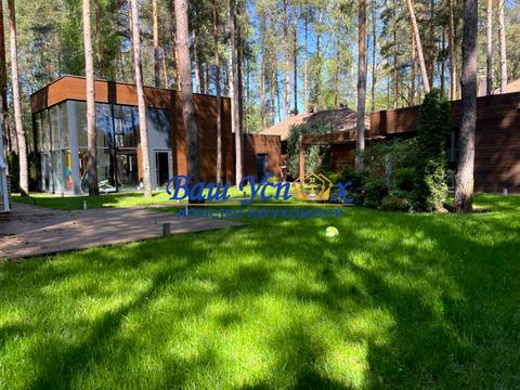 будинок за адресою Набережна вул., 55
