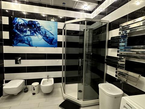 квартира за адресою Літературна вул., 1а