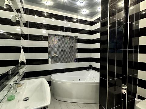 квартира за адресою Літературна вул., 1а