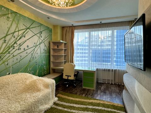 квартира за адресою Літературна вул., 1а