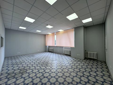 комерційна за адресою Ґарета Джонса вул. (Сім'ї Хохлових), 15