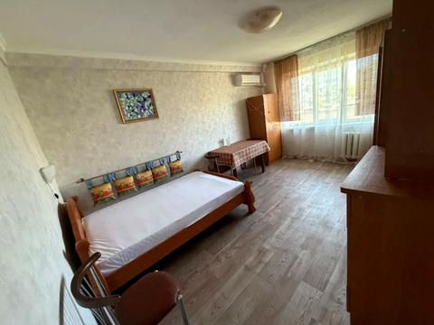 квартира за адресою Йорданська вул. (Лайоша Гавро), 22