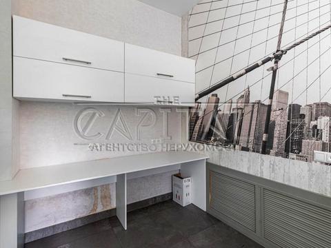 коммерческая по адресу Андрея Верхогляда ул. (Михайла Драгомирова), 3