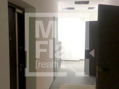 комерційна за адресою Кловський узвіз, 7a