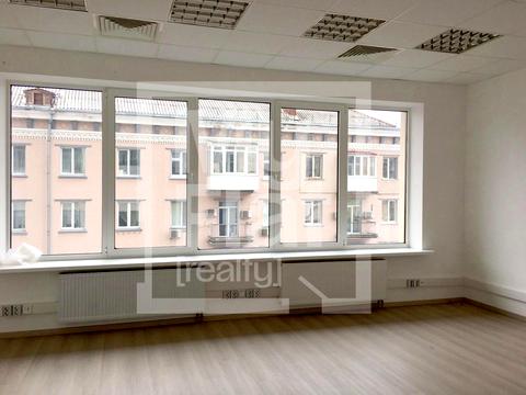 комерційна за адресою Кловський узвіз, 7a