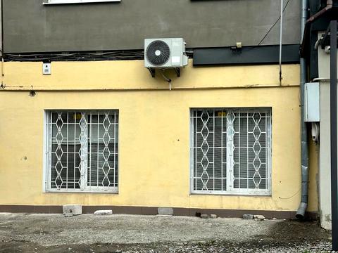 комерційна за адресою Івано-Франківськ, Старозамкова вул., 2