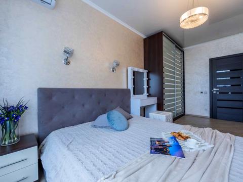 квартира за адресою Олени Теліги вул., 25