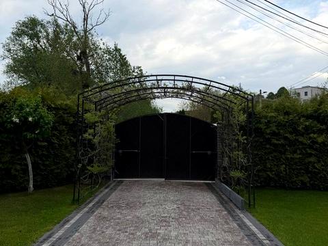 будинок за адресою Розточчя вул., 11