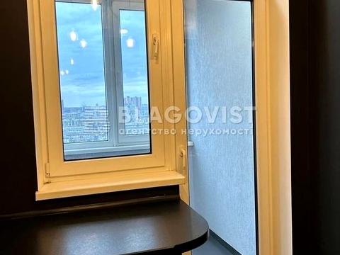 квартира за адресою Соборності просп. (Возз'єднання), 30-А