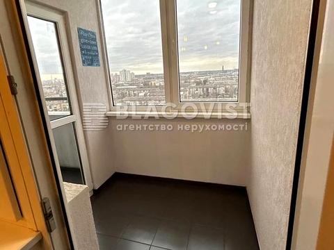 квартира за адресою Соборності просп. (Возз'єднання), 30-А