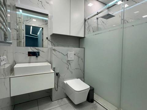 квартира за адресою Співдружності вул., 1