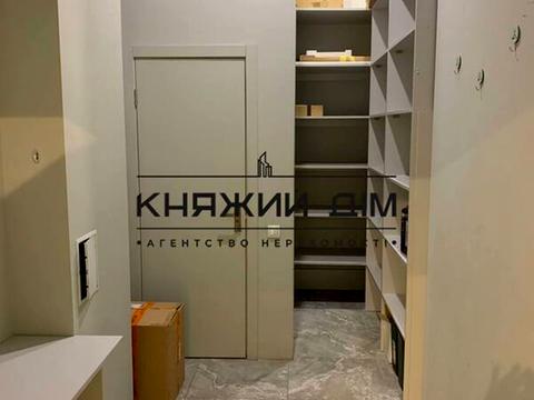 комерційна за адресою Ревуцького вул., 40-Б