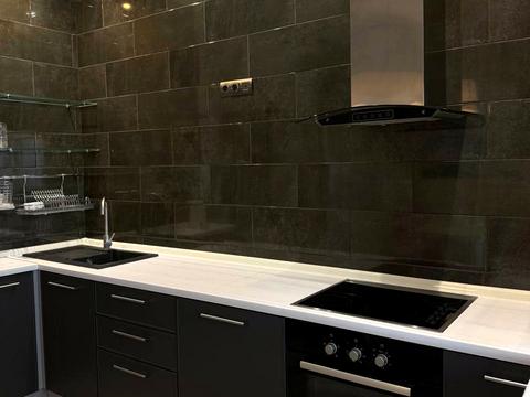 квартира за адресою Дніпровська набережна вул., 14-Б