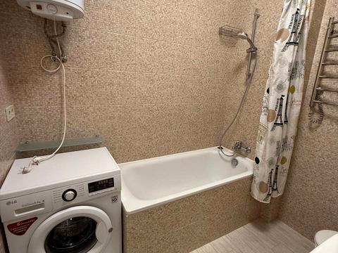 квартира за адресою Дніпровська набережна вул., 14-Б