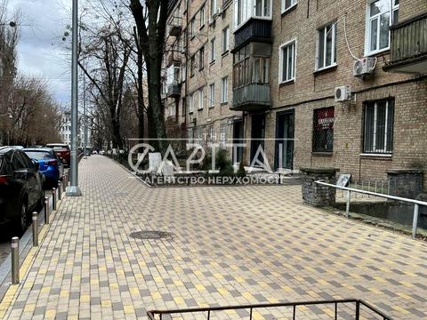 комерційна за адресою Микільсько-Ботанічна вул., 17/19