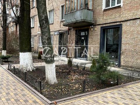 комерційна за адресою Микільсько-Ботанічна вул., 17/19