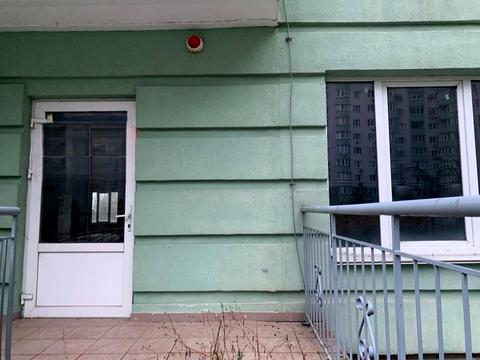 комерційна за адресою Печерська вул., 6