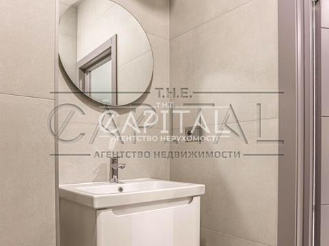 комерційна за адресою Жилянська вул., 68