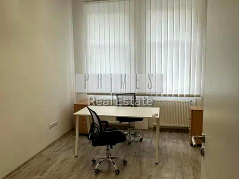 комерційна за адресою Воздвиженська вул., 48