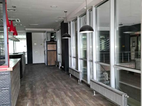 комерційна за адресою Саксаганського вул., 120
