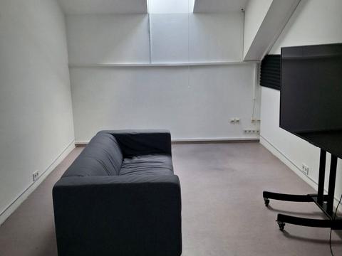 коммерческая по адресу Стрийская ул., 31