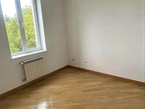 будинок за адресою с. Зимна Вода, Романа Шухевича вул., 130