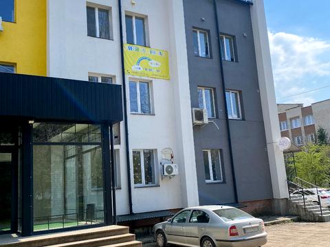 комерційна за адресою Куліша бульв., 10