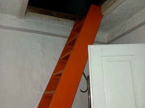 будинок за адресою Незалежності