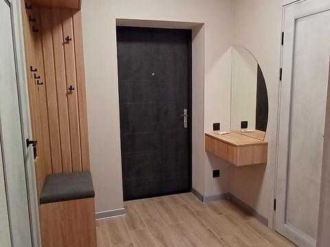 квартира за адресою Домбровського вул., 75