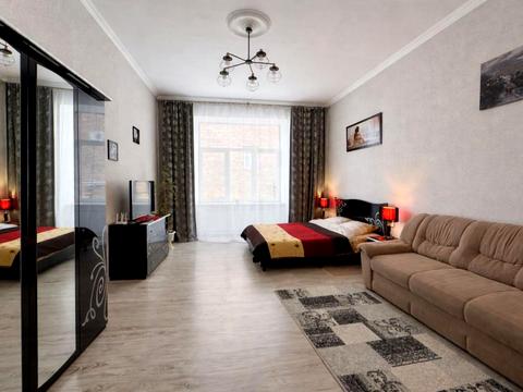 квартира за адресою Гетьмана Петра Дорошенка вул. (Жовтнева), 23