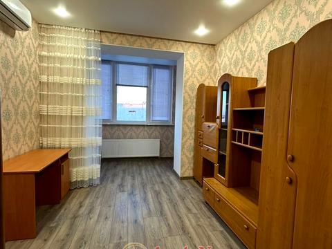 квартира за адресою Академіка Заболотного вул., (Будинок 1)