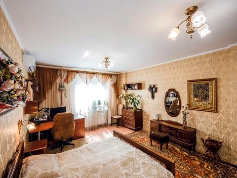 квартира по адресу Академика Глушкова просп., 9-В