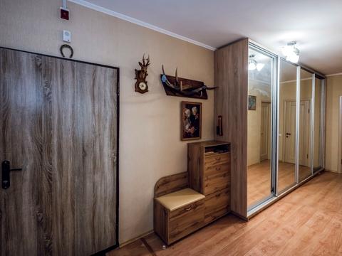 квартира по адресу Академика Глушкова просп., 9-В