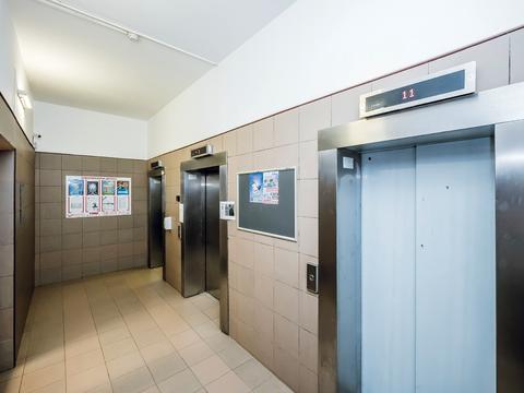 квартира по адресу Академика Глушкова просп., 9-В