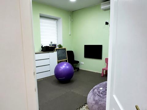 комерційна за адресою Пироговська вул., 23