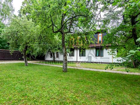 будинок за адресою Київська вул., 1