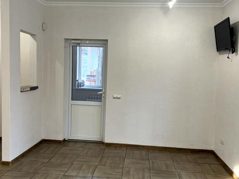 комерційна за адресою Котляревського вул., 12а