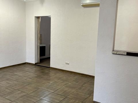 комерційна за адресою Котляревського вул., 12а