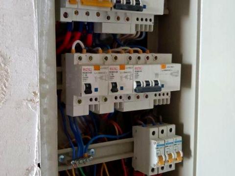 квартира за адресою Саперно-Слобідська вул., 22