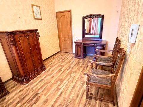 будинок за адресою Молодіжна, 1