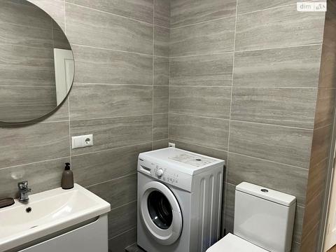 квартира за адресою Дніпровська набережна вул., 18-Б